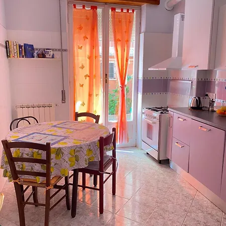 Benvenuti A Monterosso * モンテロッソ・アル・マーレ